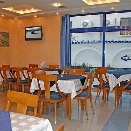 Hotel Astoria Бургас Экстерьер фото